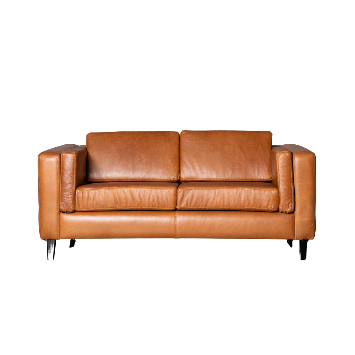 Montana Sofa – Embrace modern simplicity with the Montana Sofa, a clean and linear design. Customize your experience by selecting your own personally preferred sizes and premium leathers or fabrics, creating a tailored and sophisticated addition to your space.